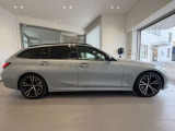 BMWでは重量配分にもこだわりがあり、FRモデルでは50:50とFFモデルでも60:40と前後の重量バランスにこだわり、軽快なハンドリングを実現しております。