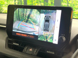 【パノラミックビューモニター】専用のカメラにより、上から見下ろしたような視点で360度クルマの周囲を確認することができます☆死角部分も確認しやすく、狭い場所での切り返しや駐車もスムーズに行えます。