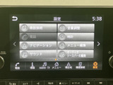 直感的な操作で、お好みの音楽やラジオを簡単に見つけられます。設定もシンプルで、すぐに使いこなせるでしょう。