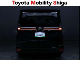 リヤのコンビネーションランプは後続車からも確認しやすいデザインです。