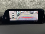 360&deg;ビューモニターを搭載しています。コーナーセンサーと合せてお使いいただくことで、安全、安心にお車の取り回しを行っていただけます