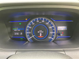 視認性の高いメーター類で、運転に必要な情報を的確に把握できます。運転状況が一目で分かり、安全運転をサポートします。運転に集中できます。
