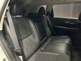 車内もキレイで嫌な臭いもありません☆気になる方は内装のスチームクリーナーも施工可能です♪