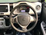 【純正革巻きステアリング】上質な革を使用することで、手にしっかり馴染みとても運転しやすいハンドルです♪