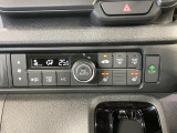 【シートヒーター】寒い日に重宝するシートヒーター!エアコンより早く温まってくれるので寒がりの人も安心ですね♪エアコンの温風は乾燥するから苦手、という方にもをおすすめです。