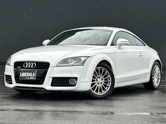 TTクーペ 2.0 TFSI クワトロ 4WD 本革シート