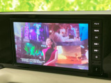 停車中に楽しめるTV機能で、待ち時間を有効活用。長距離移動も快適に過ごせます。