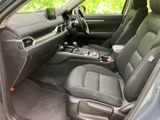 機能的な操作系が、運転をサポート。直感的に操作できる配置で、安全運転を支援します。快適なドライブを約束します。