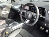 車輌に関する装備・価格等ご不明点などお気軽にお問合せ下さい。また、総額価格に関しましては車輌本体価格に納車に関わる費用等は別途料金がかかります。詳細は当店スタッフへお問い合わせ下さいませ。
