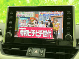 停車中には、地上デジタル放送を楽しめます。休憩時間などに、ニュースや番組を視聴してリフレッシュできます。快適な時間を過ごせます。