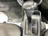 操作がしやすいシフトレバーです!