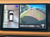 アラウンドビューモニターまるで車を真上から映したような映像で、前後左右の感覚が分かります♪車庫入れや駐車時に大活躍の機能です。
