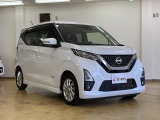 ■□■□■ アフターサービスも安心!! 自社整備工場・自社鈑金工場・積載車を完備しておりますので、お客様のご購入後も手厚くサポートいたします!! ■□■□■