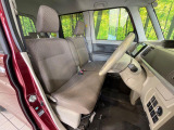 運転席シート廻りは使用感も少なく、良好な状態となっています。丁寧に使われていたことがよくわかりますね。