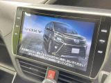 【純正10型ナビ】人気の純正ナビを装備。オーディオ機能も充実しており、Bluetooth接続すればお持ちのスマホやMP3プレイヤーの音楽を再生可能!毎日の運転がさらに楽しくなります!!