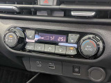 オートエアコンで温度を設定するだけで快適な車内環境を維持することができます!