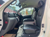 ご納車前にスタッフが入念に清掃し気持ちよく乗り出せるように致します。