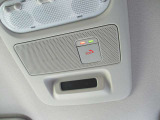 SOSコール 走行中の緊急時(病気や事故、あおり運転など)にボタンひとつでオペレーターに接続!救急や警察への連絡をサポートいたします。※使用にはお申し込みが必要です、詳しくはスタッフまで