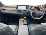 ES 300h バージョンL 本革シート サンルーフ