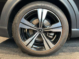バックカメラにより駐車時の後方確認も楽にできます。お問い合わせは045-830-1521にご連絡下さい。