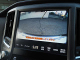 バックモニター付きで駐車も楽々♪免許取りたての方でもご安心いただけます!