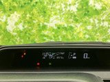 視認性の高いメーター類は、運転に必要な情報を的確にドライバーに伝えます。運転に集中できる環境を整えます。
