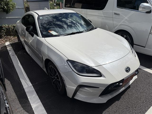 GR86 2.4 RC ワンオーナー 禁煙車 純正9インチナビ