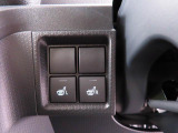 運転席と助手席にはシートヒーターも付いています!