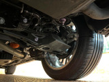 お車を安心してお乗りいただく為には、足回りの定期点検が欠かせません。サービスサポート(有償保証)では無料点検もご提供しており、安心のカーライフをお過ごしいただけるサポート体制が整っています。