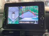 【アラウンドビューモニター】専用のカメラにより、上から見下ろしたような視点で360度クルマの周囲を確認することができます☆死角部分も確認しやすく、狭い場所での切り返しや駐車もスムーズに行えます。
