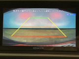 バックカメラを装備しています☆バックするときの後方確認がとてもしやすくなります!バックが苦手な方にも大変おすすめの装備です!