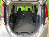 普段のお買い物や通勤、送迎等に十分な荷室スペースを確保しております。セカンドシートを倒すと、大きな荷物の積載も可能です♪