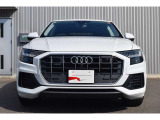 Q8 55 TFSI クワトロ デビューパッケージ ラグジュアリー 4WD 