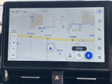 高精細な地図表示で、目的地までスムーズに案内。渋滞情報もリアルタイムで確認でき、最適なルートを選択できます。