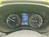 視認性の高いメーターパネルは、運転に必要な情報を的確に伝えます。運転に集中できる、シンプルで洗練されたデザインです。