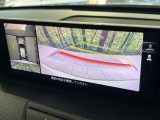 【360&deg;ビューモニター】専用のカメラにより、上から見下ろしたような視点で360度クルマの周囲を確認することができます☆死角部分も確認しやすく、狭い場所での切り返しや駐車もスムーズに行えます。