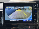 狭い道や駐車場でも、安全に駐車をサポート。後方の状況をわかりやすく表示し、運転をより安心にします。運転に自信がない方にもおすすめです。