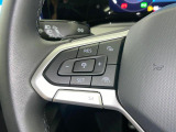Travel Assist。設定した速度を上限に自動で加減速し、一定の車間距離,およ走行レーンを保つことでロングドライブの疲労を軽減します。