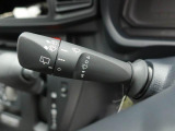 当社は購入後のアフターケアを大切にしております。納車後、1ヶ月無料点検、半年ごとにあんしん点検、12ヶ月法定点検の誘致をします。また車検までの点検をセットにした『ワンダフルパスポート』を販売中です。