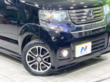 【LEDヘッドライト】悪天候や夜間走行時も良好な視界を確保し安心して運転できる高輝度LEDヘッドライトを装備!点灯速度が早く、消費電力も抑えられています