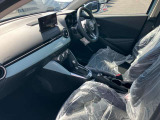 内装にも水色のアクセントがあり、とてもおしゃれです