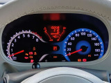1オーナー車/走行13,208キロ。※掲載車が少しでも気になるお客さま、私共スタッフはクルマの事がよくわからないお客さまへ丁寧な説明を心掛けております。お気軽にご相談ください(定休日 火/水曜)。