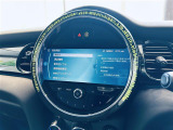 ◆LIBERALAは、輸入車選びの新たなスタイルを提案するインポート・セレクト・ブランドです。オーナー様となる方がクルマから直接感じる感性を第一にした、最良の一台との出会いをコーディネートいたします。