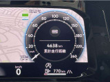 新車拠点のデモカー(試乗車)で使用していた車両です。弊社整備工場にて点検整備を行ったうえで新車保証を継承いたしますのでご安心ください。