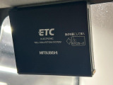 【ETC】高速道路の料金所をストレスなく通過!話題のスポットやサービスエリアに多い「スマートIC」利用時は必須のアイテムです。当店でセットアップを実施、ご納車当日からすぐにご利用いただけます!