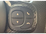 BluetoothやCarPlay&Aodroid Auto(※装備車)接続により、ハンズフリー通話はもちろん、オーディオ操作やソースの切り替えも可能です。