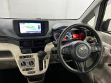 エンジンオイルの交換と、室内抗菌消臭処理を施工し、ご納車させていただきます