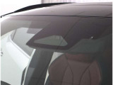 サポカーは、高齢運転者を含めたすべてのドライバーによる交通事故の発生防止・被害軽減対策の一環として、国が推奨する新しい自動車安全コンセプトです。詳しくは販売店スタッフまでおたずねください。