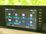 充実した機能が搭載されたナビ・オーディオシステムです。運転をサポートする機能はもちろん、快適なカーライフを演出します。情報収集やエンターテイメントも楽しめます。