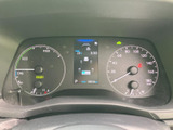 視認性の高いメーター類で、運転に必要な情報を的確に把握できます。運転に集中できる環境が整っています。